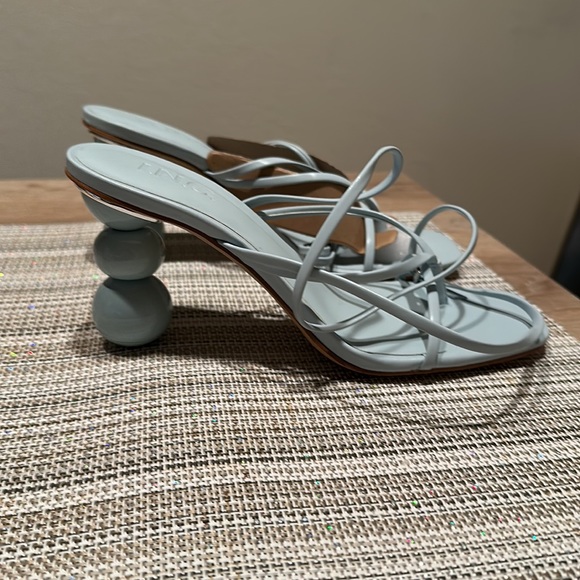 I.N.C. Round heel strap sandals in baby blue - Picture 3 of 10